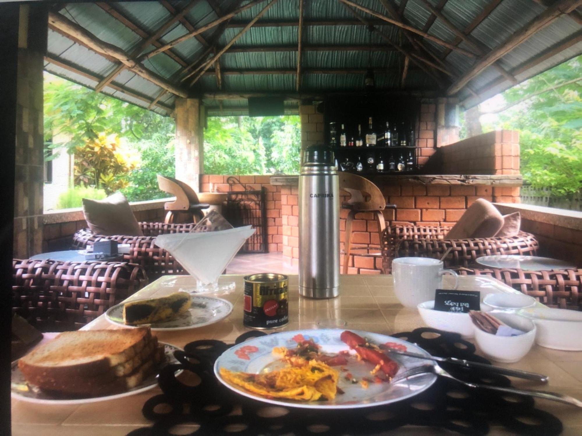 Tatys Homestay Dar es Salaam Exterior foto